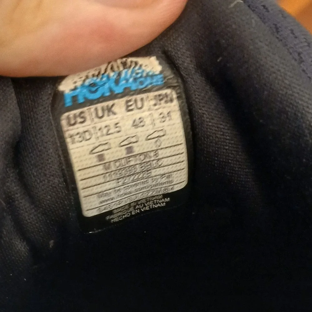 Hoka One One see images